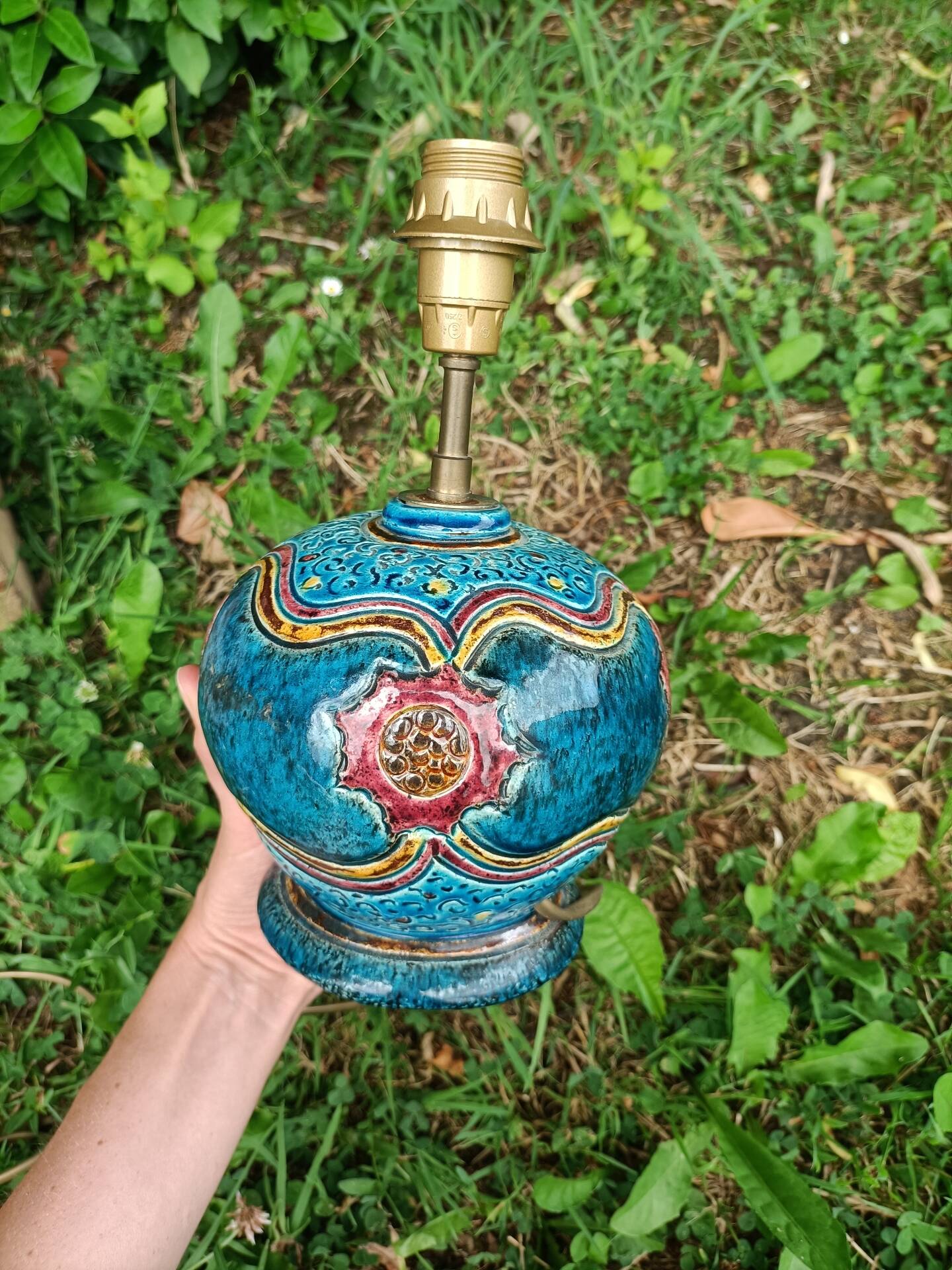 Retro signed ceramic lamp base 💐