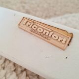 Old white wood deck chair Triconfort