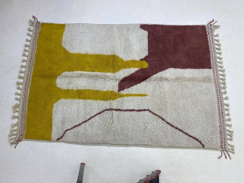 Tapis azilal Tissé main traditionnelle taille 150 x 250 cm