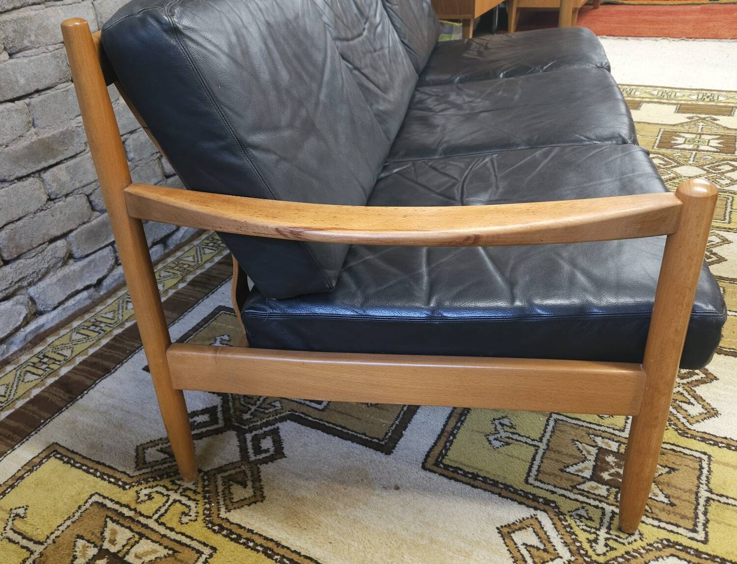 Scandinavian 3-seater black leather sofa from the 1970s