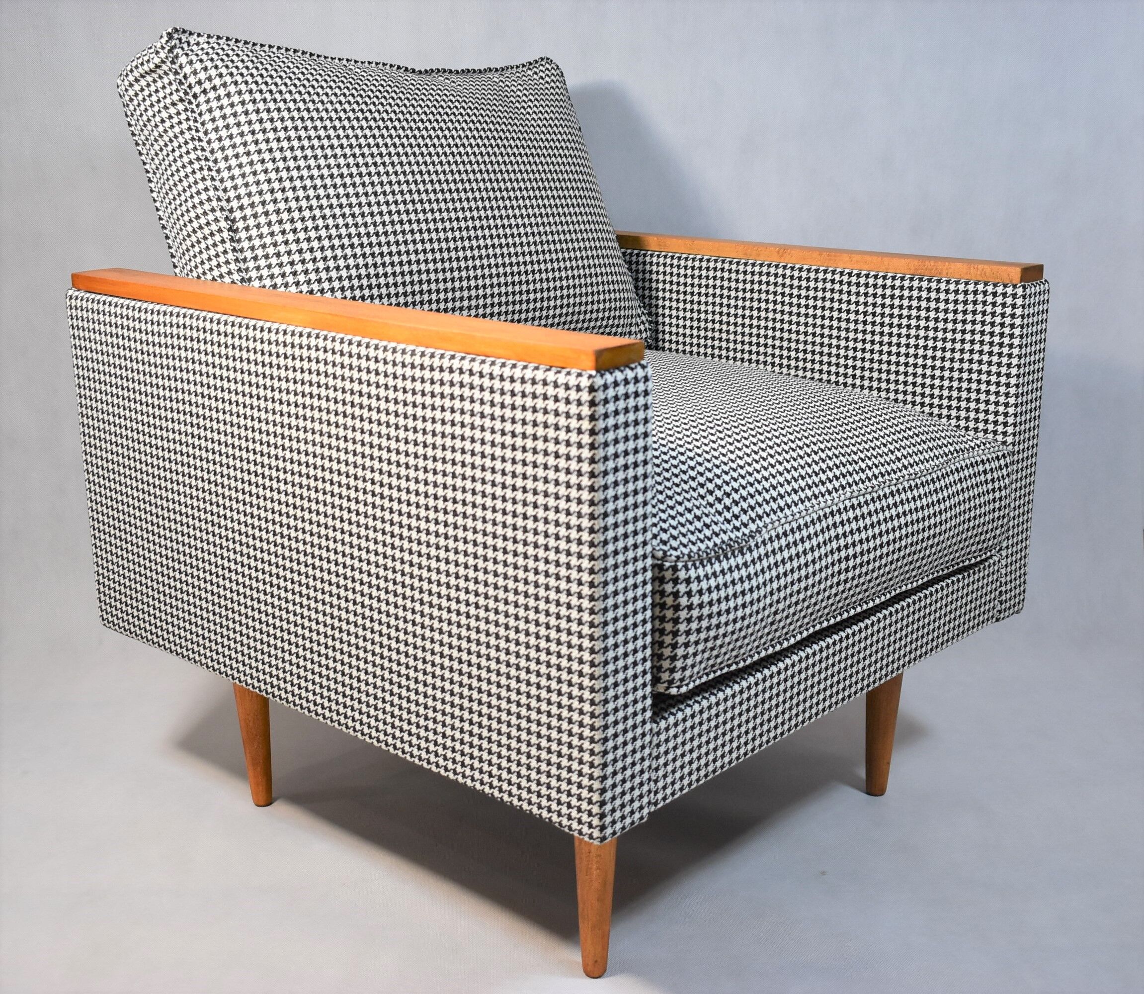 Vintage original armchair model ZWP-8 Cube, fully restored, 1970s