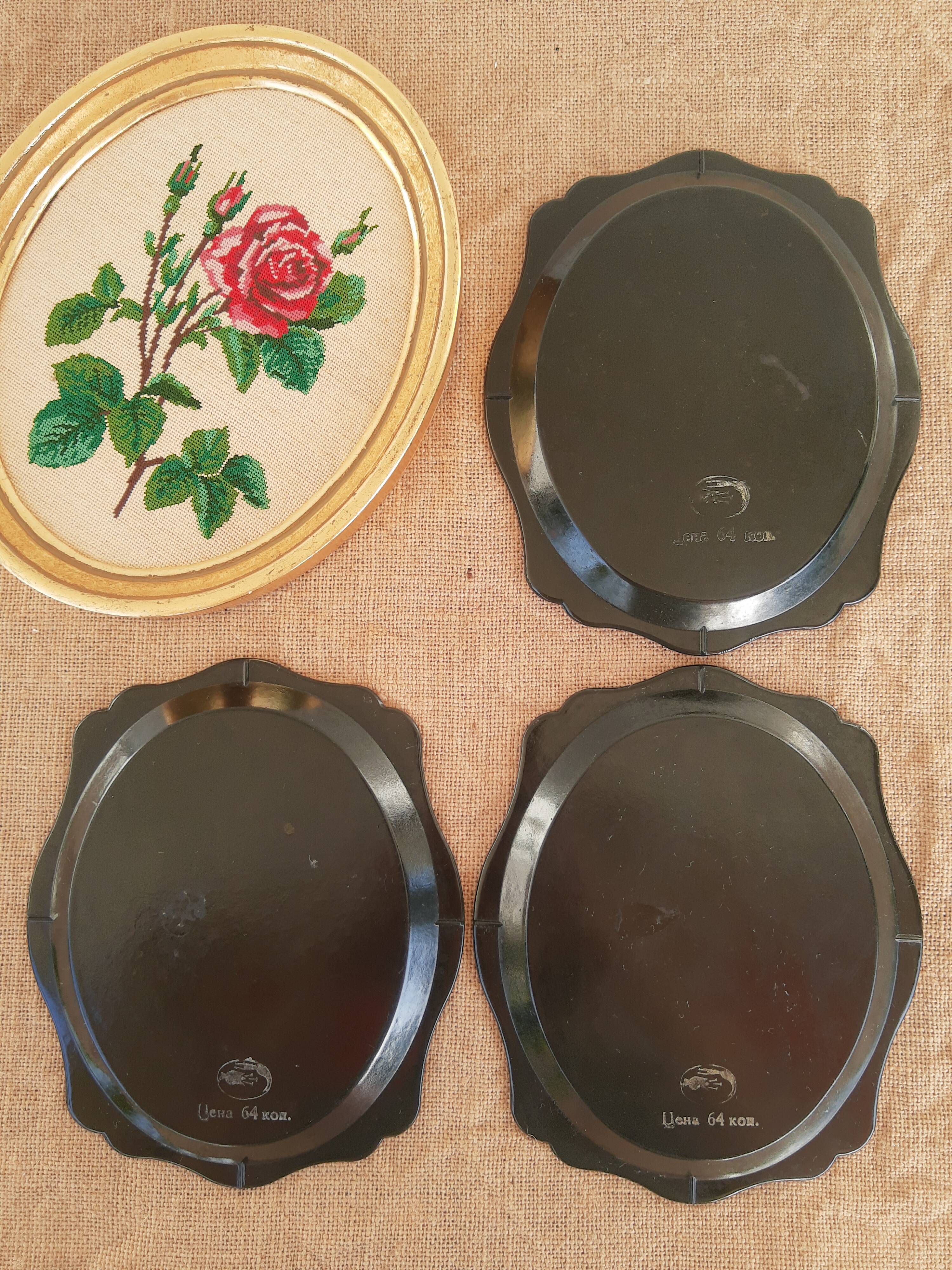 Set of 3 plastic trays vintage Russian flowers