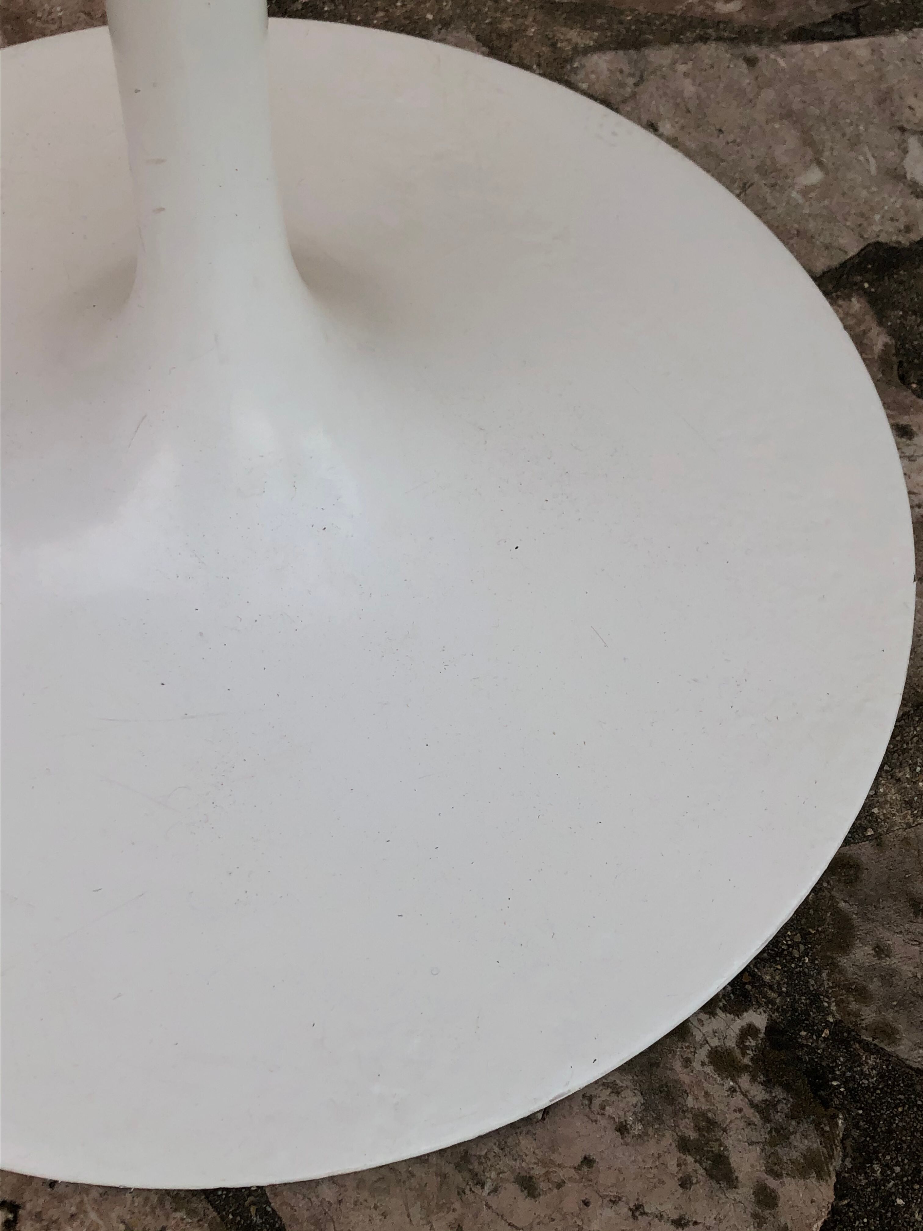 Pair of chairs by Eero Saarinen for Knoll 1960