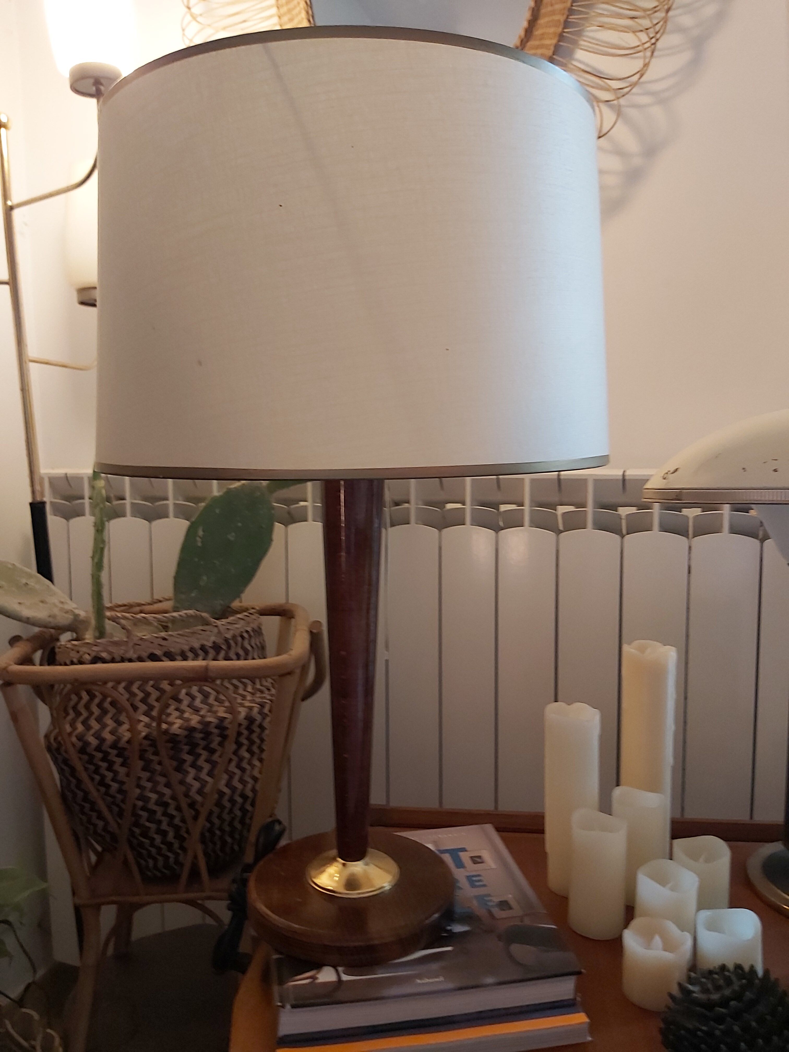 Lum 70s desk lamp