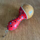 Ancien maracas en bois peint