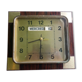 Pendule vintage en formica