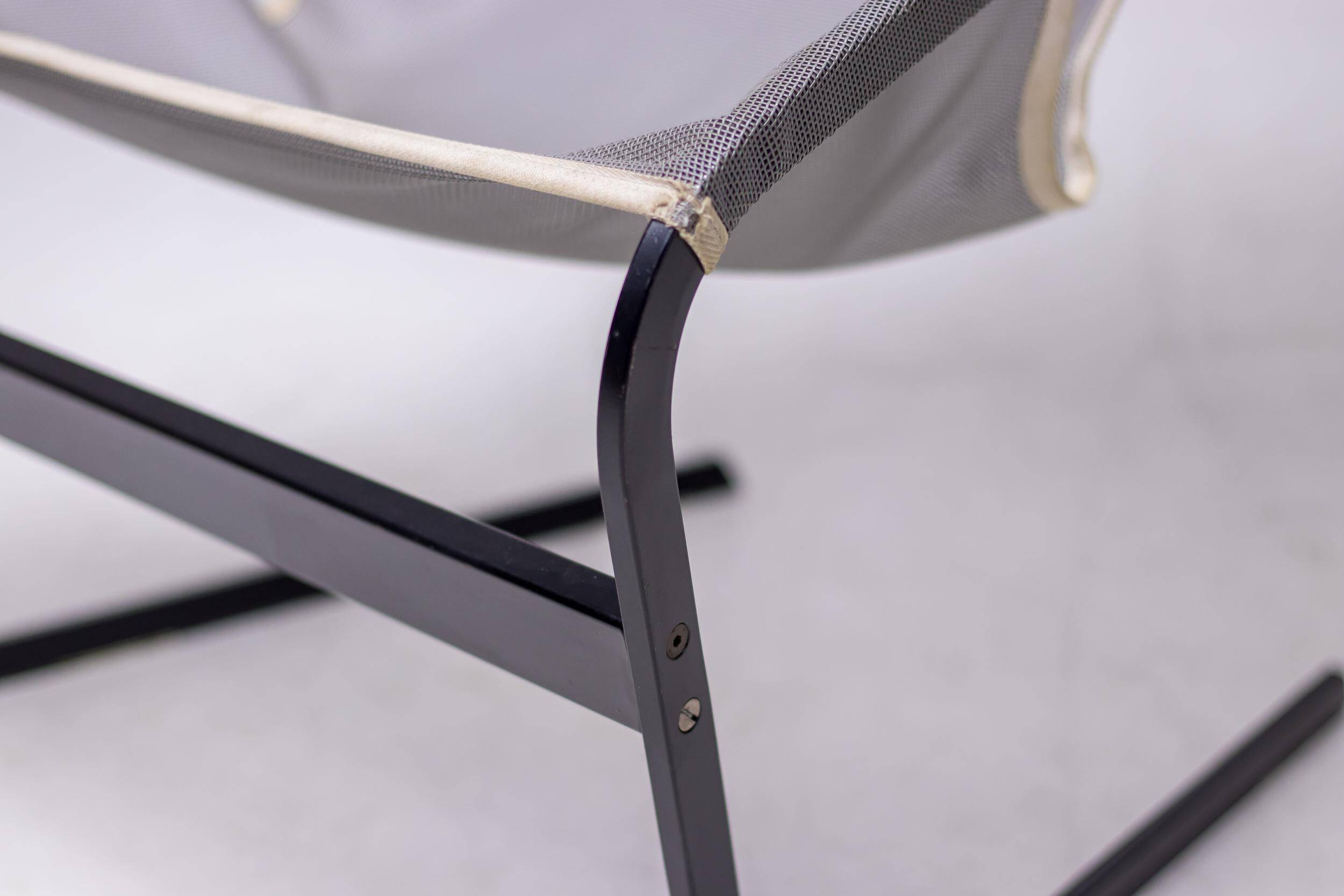 Pierre Paulin F-444 Lounge Chair by Artifort, 1960s - Assise en maille