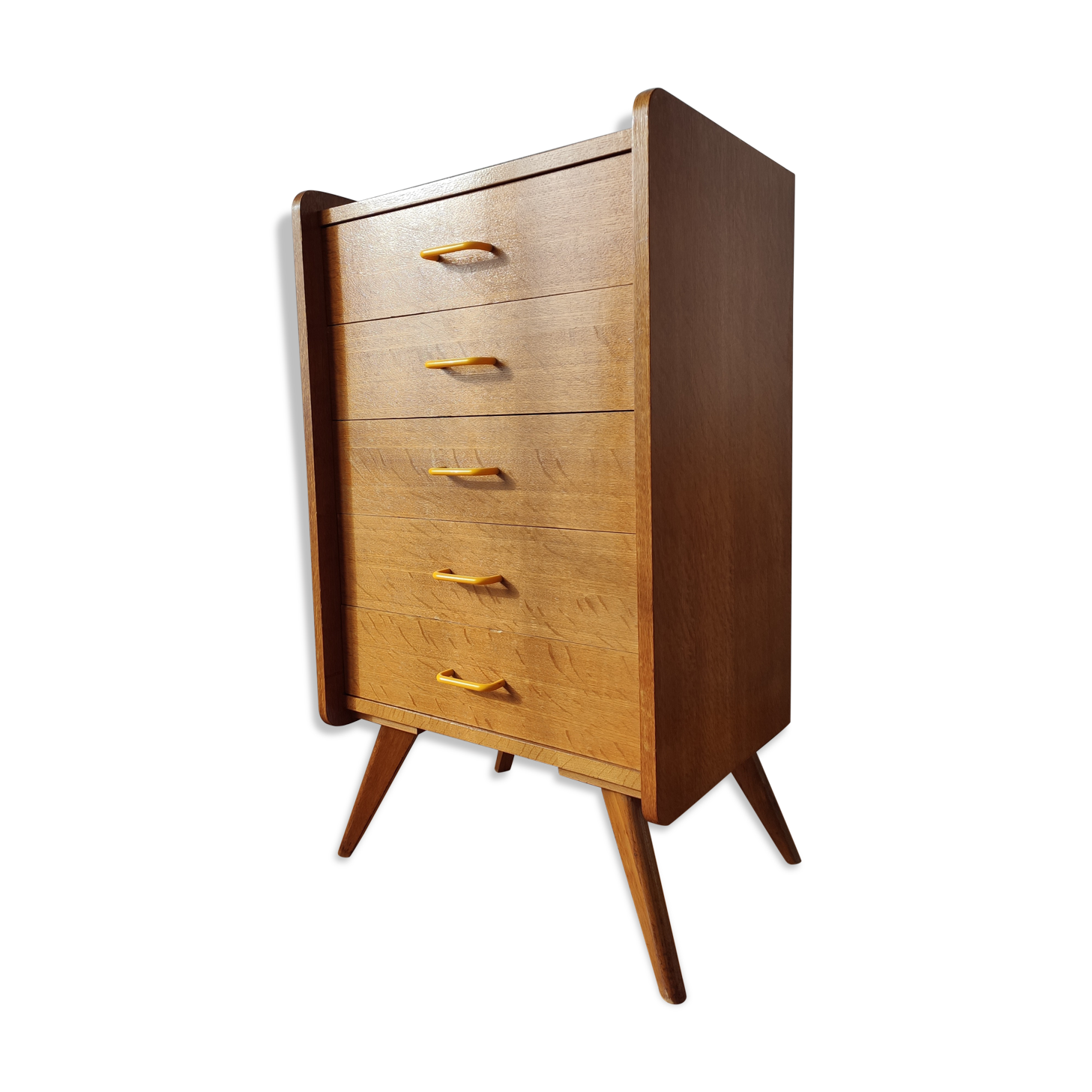 Chiffonier