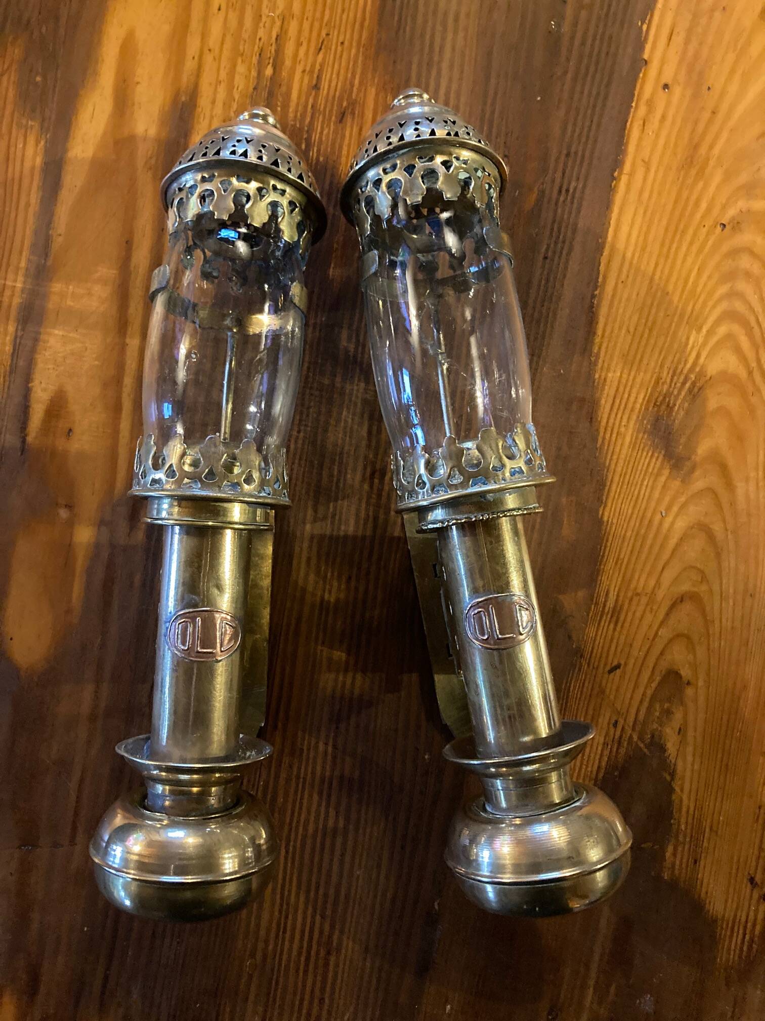 Pair of brass railway wall sconces, DLC Wagon Lit lamps