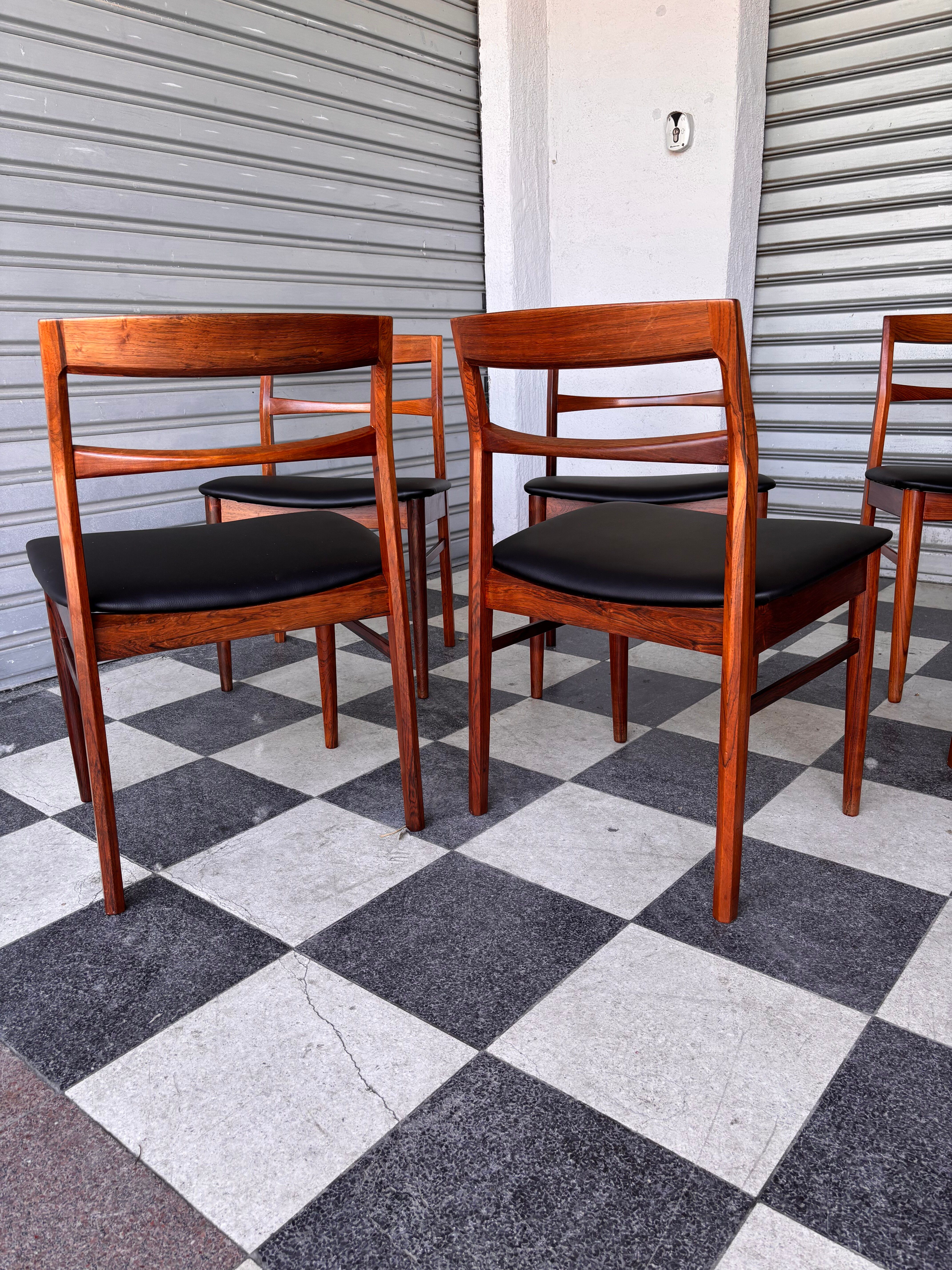Set of 6 Henning Kjaernulf chairs in rosewood.