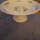 Plat de presentation sur pied faience