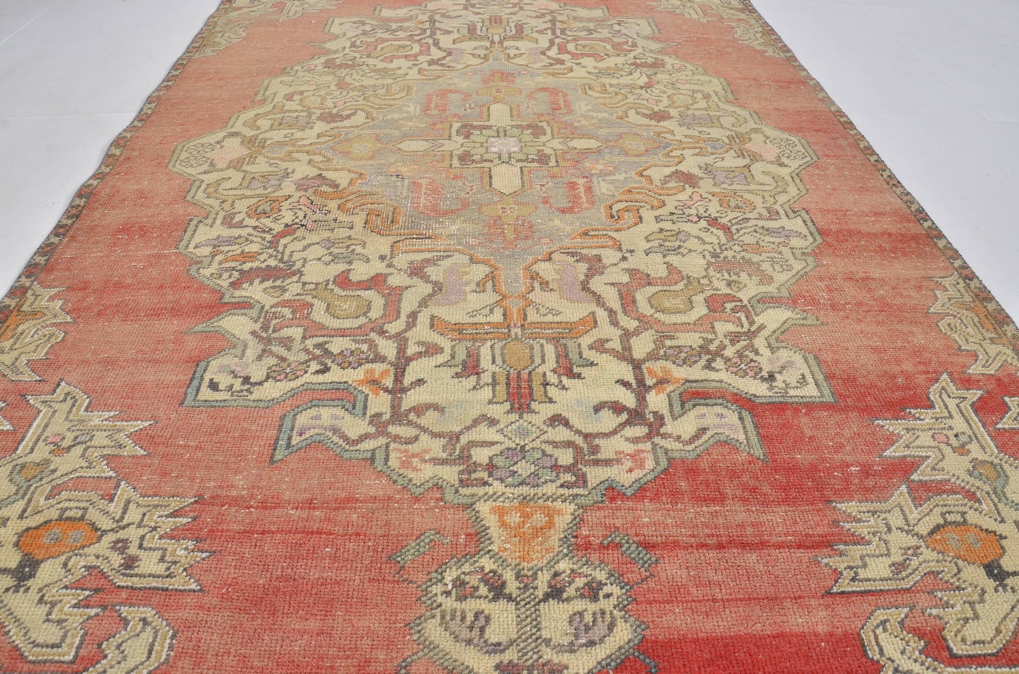 Red & Beige Oushak Rug sku 2489