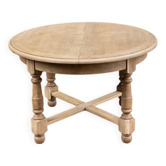 Extendable round farmhouse dining table refurbished in raw oak 200cm