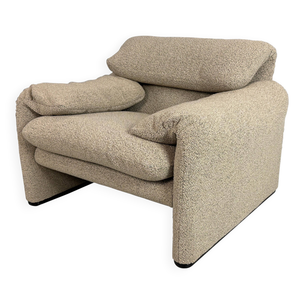 Fauteuil lounge retapissé Vico Magistretti Maralunga pour Cassina, 1980