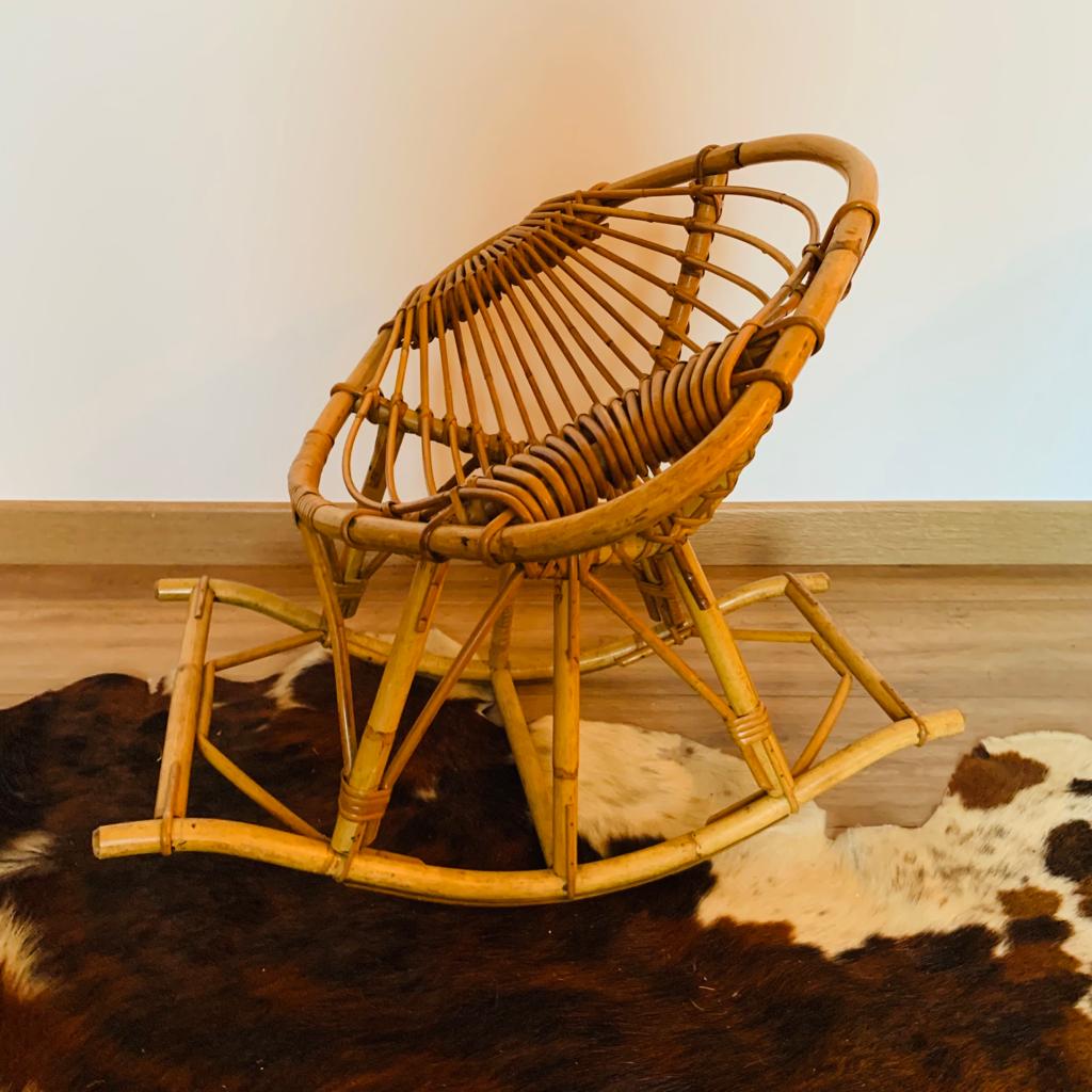 Children's rocking-chair in rattan