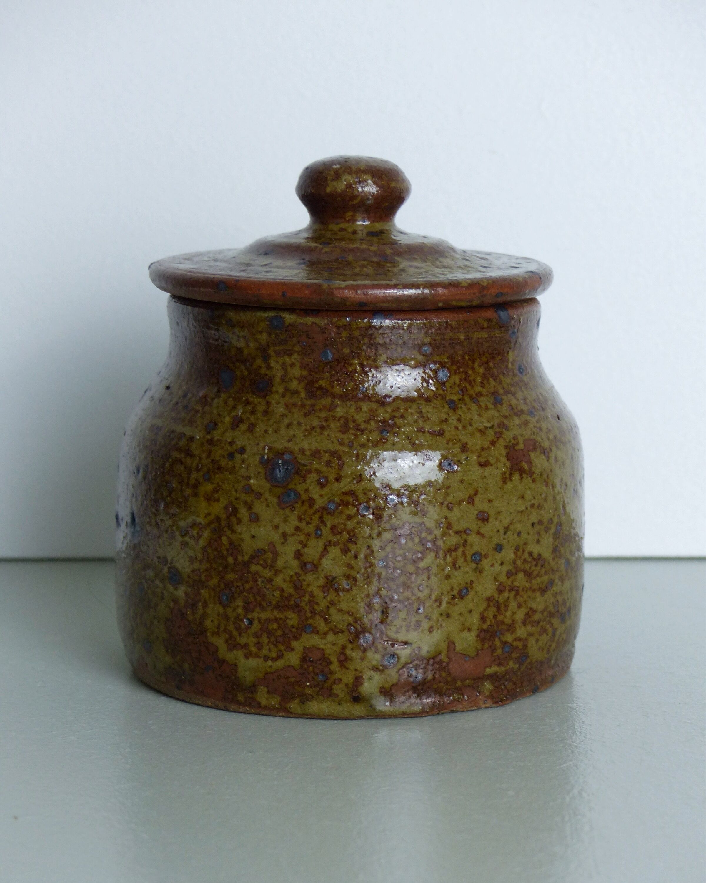 Pyrite sandstone pot