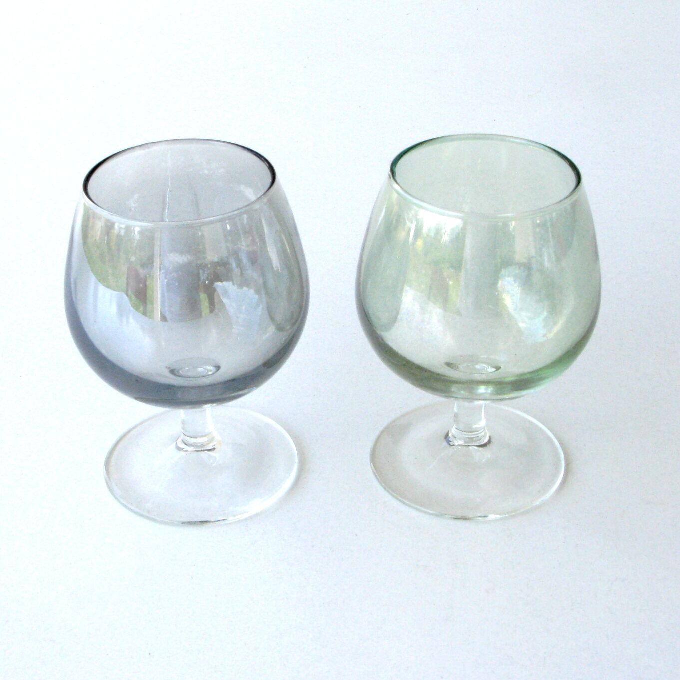 6 berries with old digestive feet iridescent colors - balloon glasses
