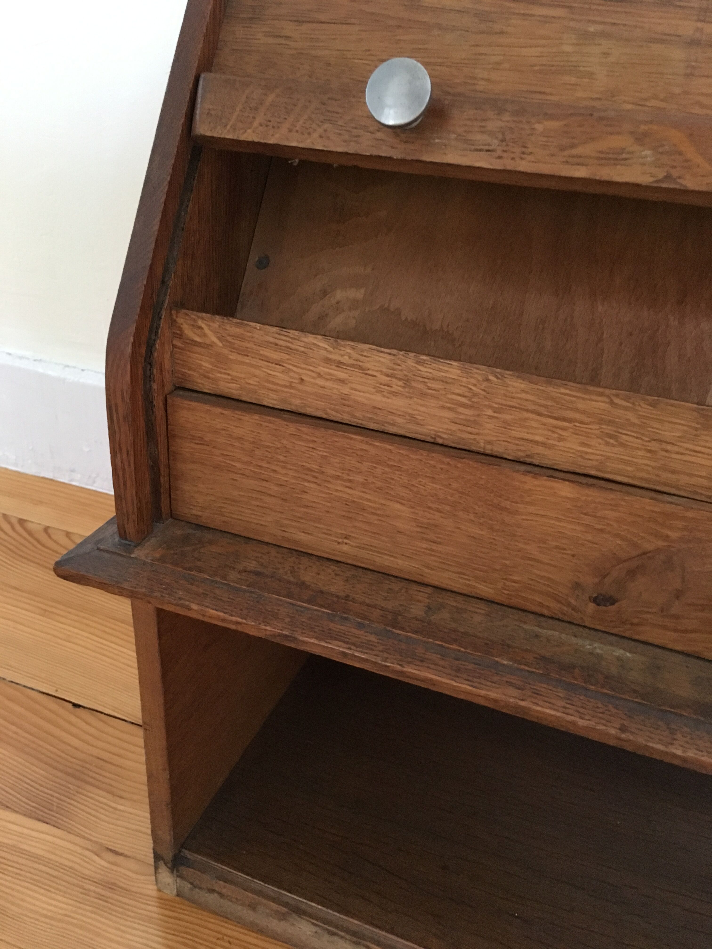 Curtain loom furniture