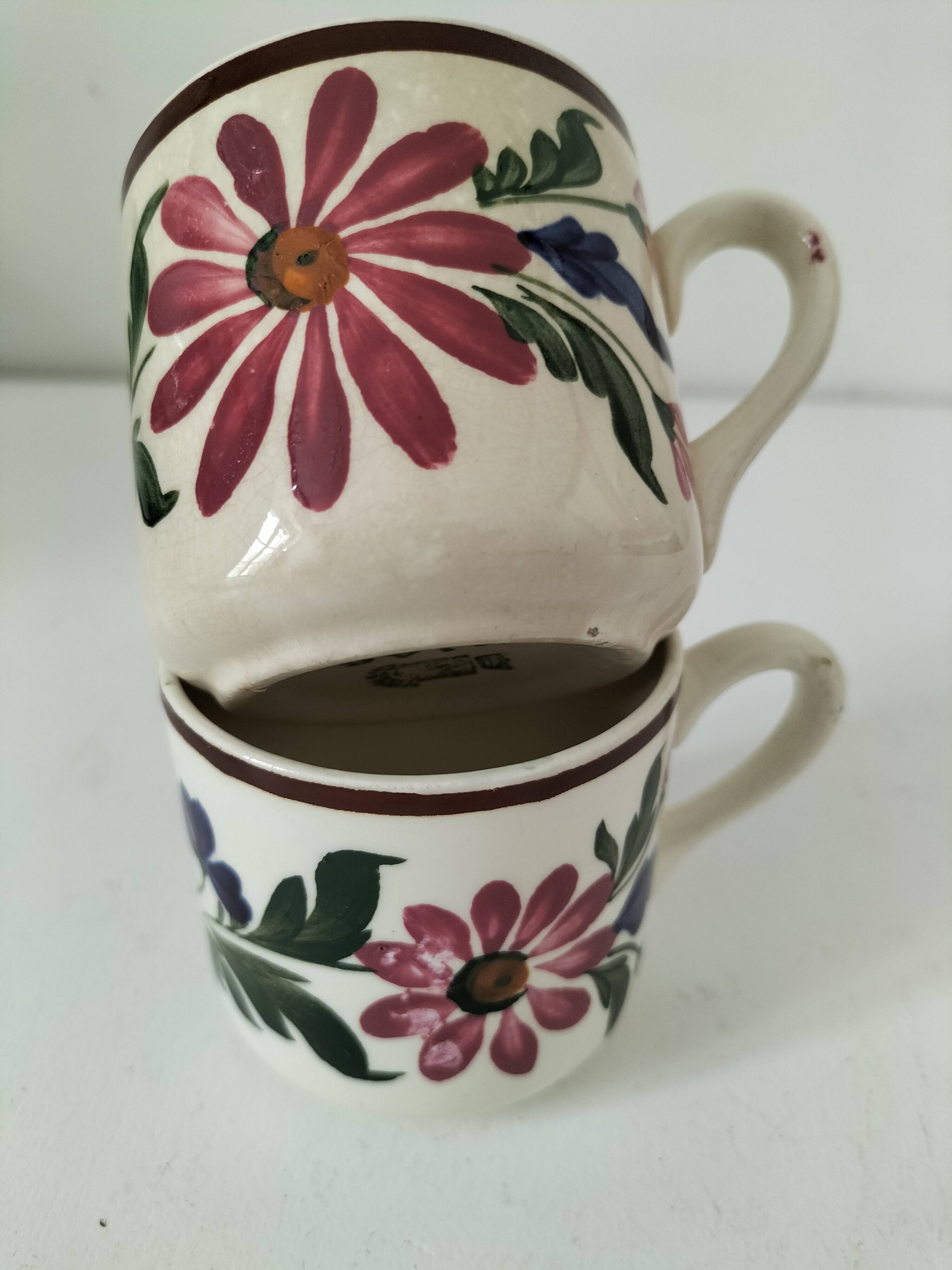 Duo de tasses anciennes Saint-Amand – Décor floral 4146 (années 1930–50)