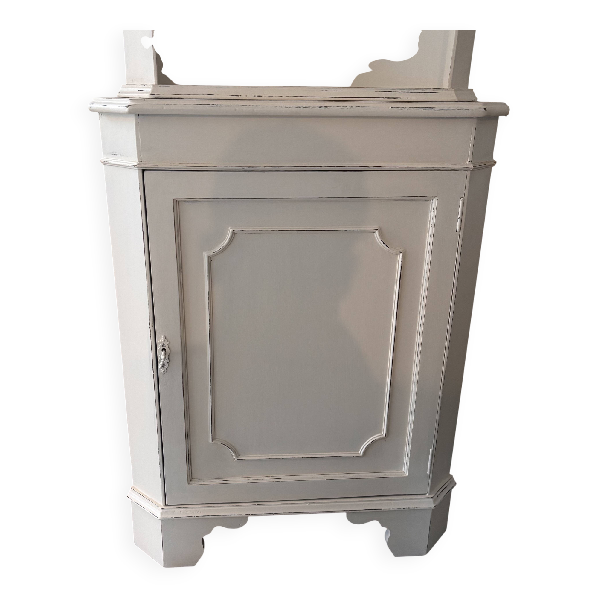 White wooden corner unit
