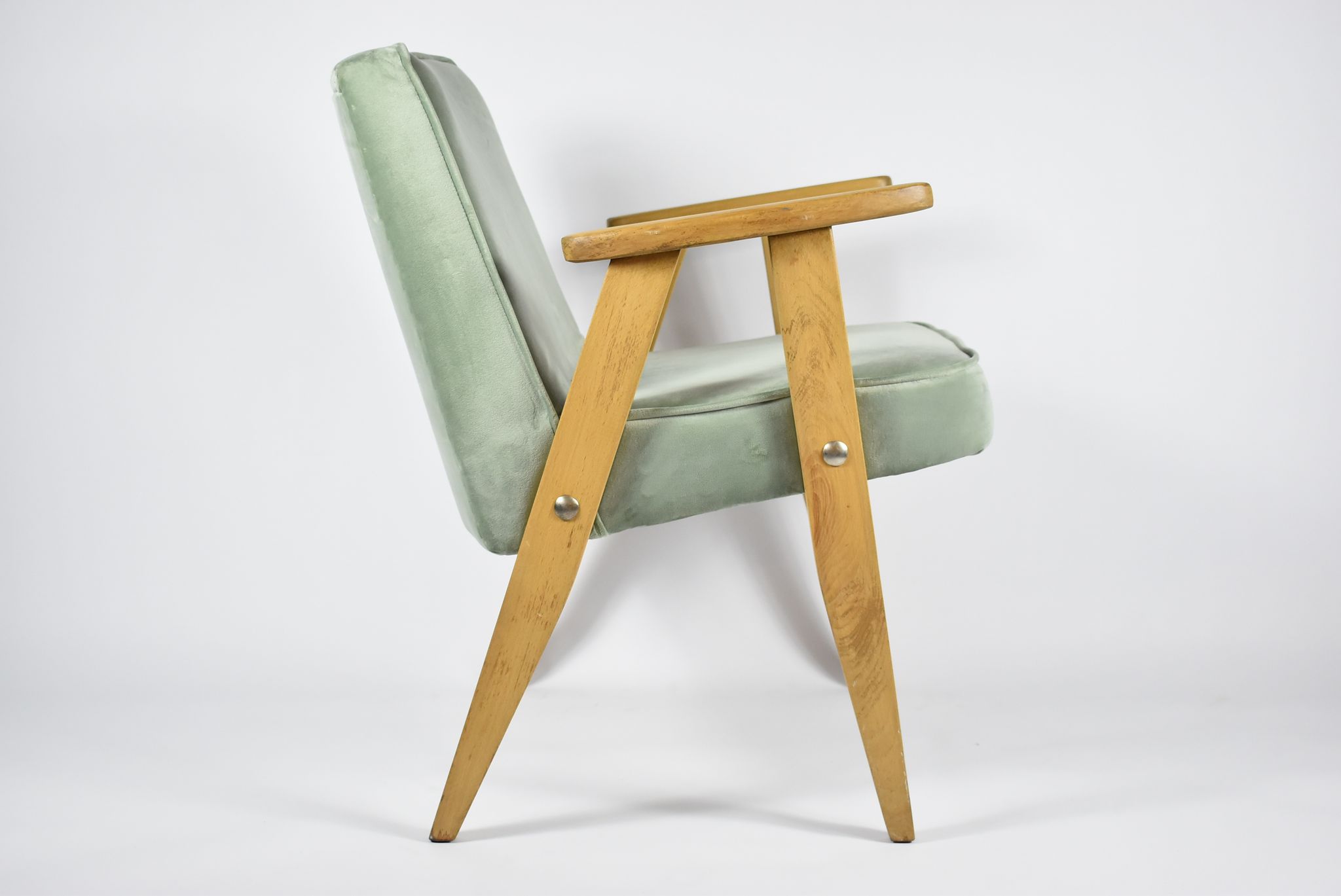 Armchair 366, designer J.Chierowski, 1960