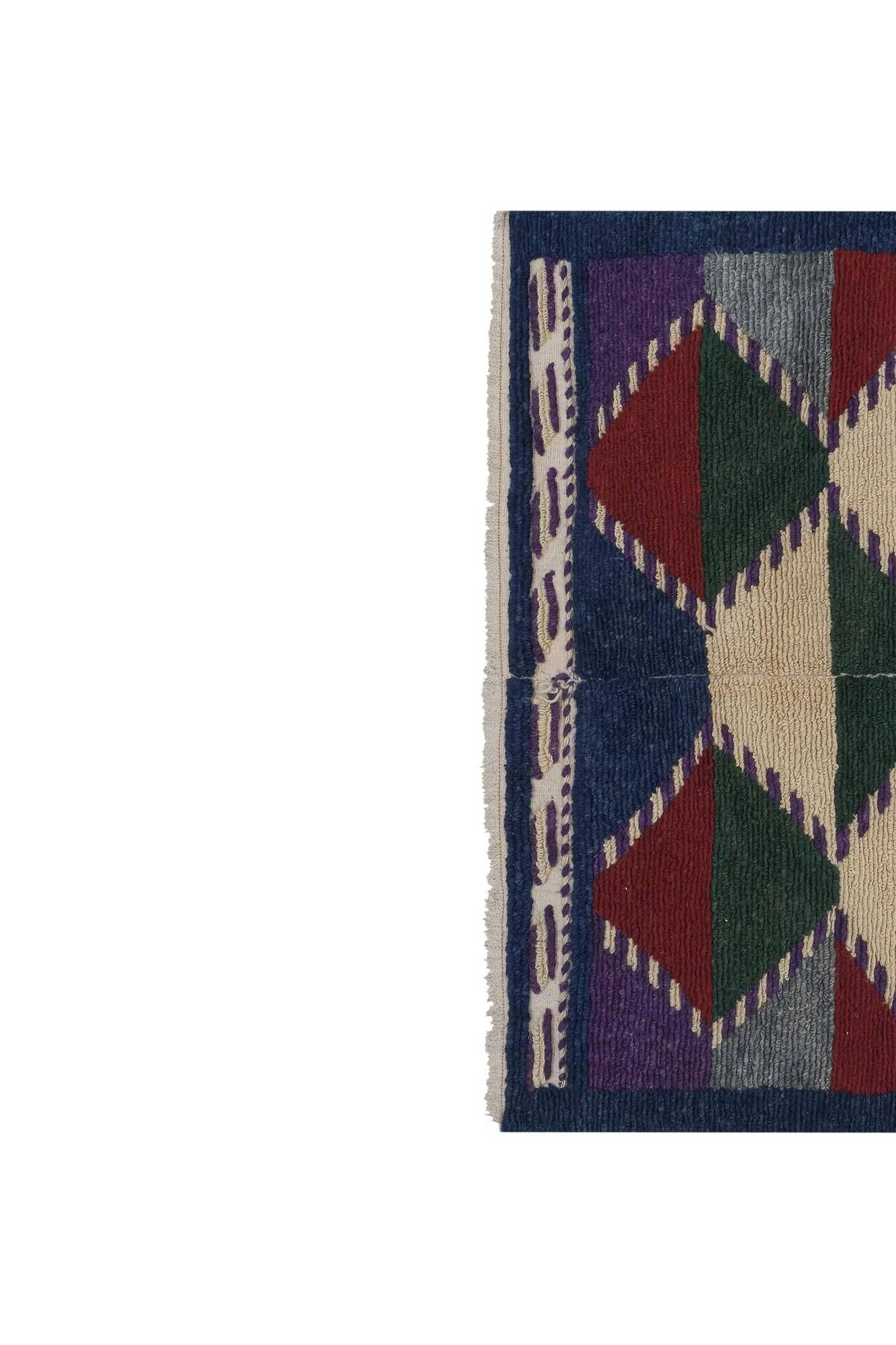 Vintage Turkish handmade rug 109x136 cm
