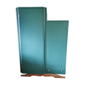Asymmetrical cabinet