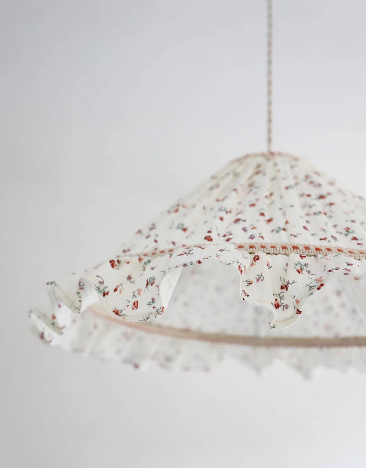 Emilia "tiny flowers" conical pendant light with steering wheel
