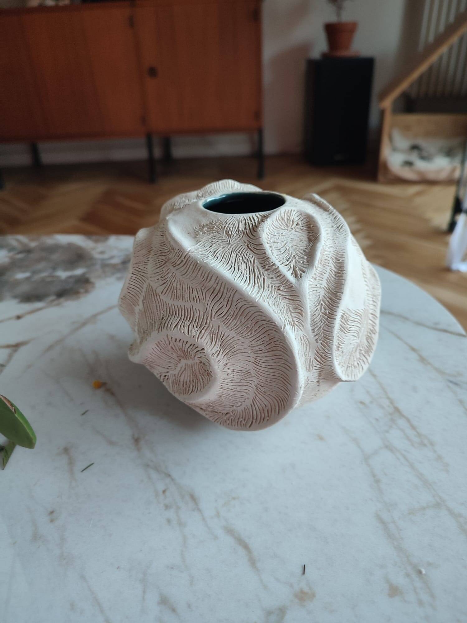 Round matte ceramic vase