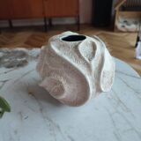 Round matte ceramic vase