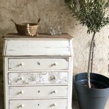 Dresser / dressing table