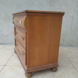 Victorian Lexington oak dresser
