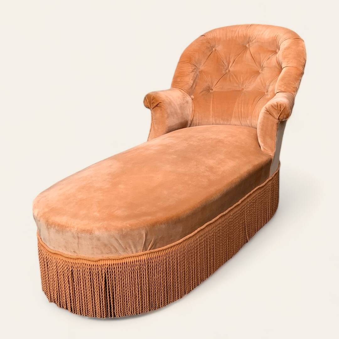 Napoleon III toad daybed in padded velvet 1950