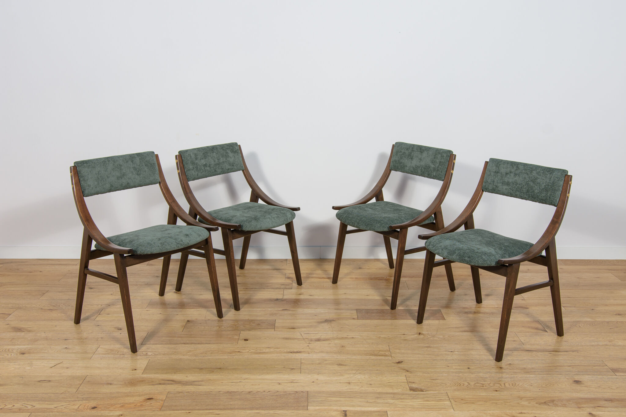 Ski jumper chairs by Juliusz Kędziorek for Zamojska, Poland, 1970s, set of 4
