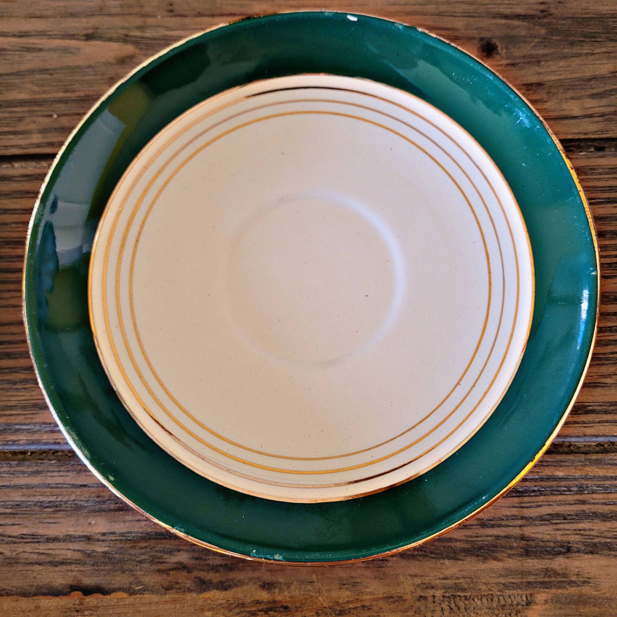 6 Digoin Sarreguemines green cups with gold trim (with saucers)