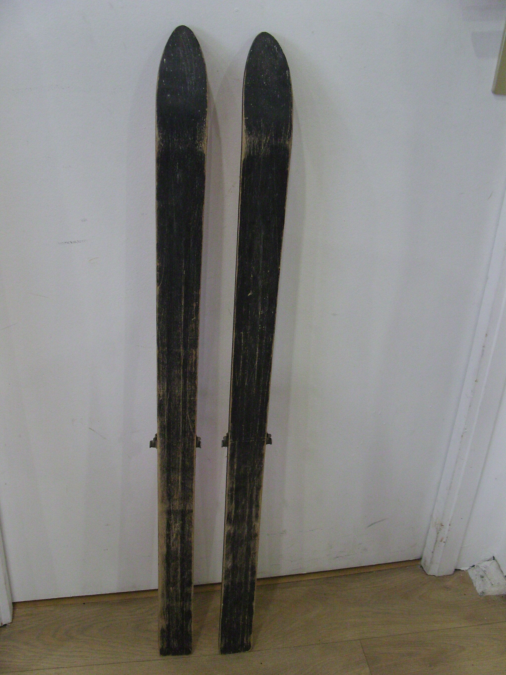 Pair of vintage wooden child skis