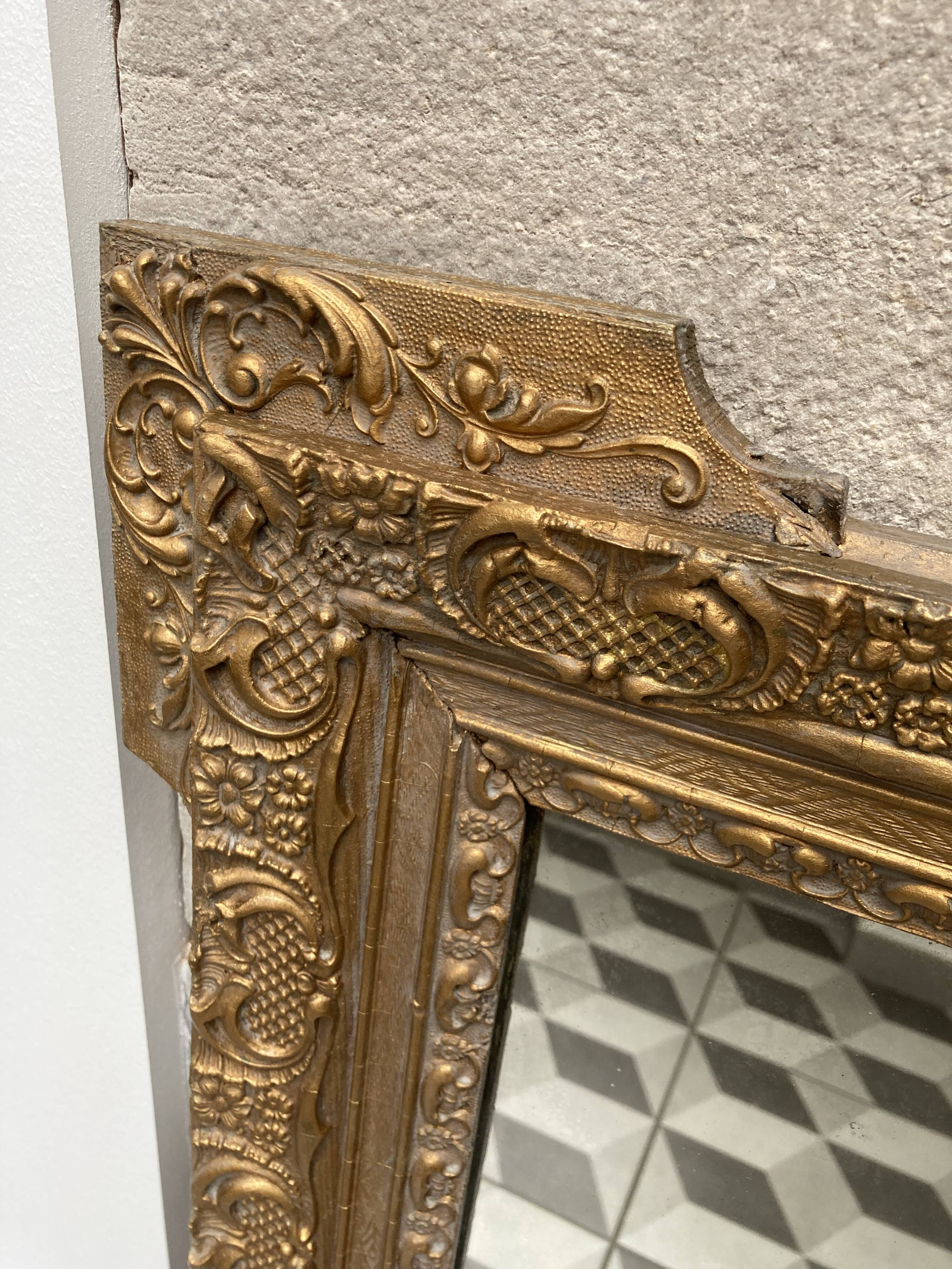 Gilded mirror in wood and stucco, 19th century, 60x88cm