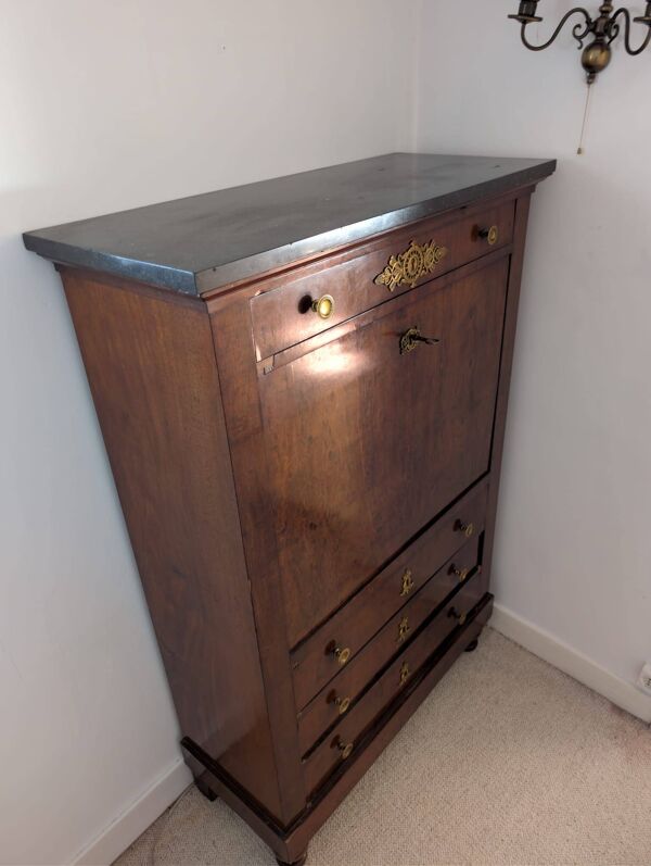 Secrétaire Empire en bois d'acajou et décors bronzes, tiroirs