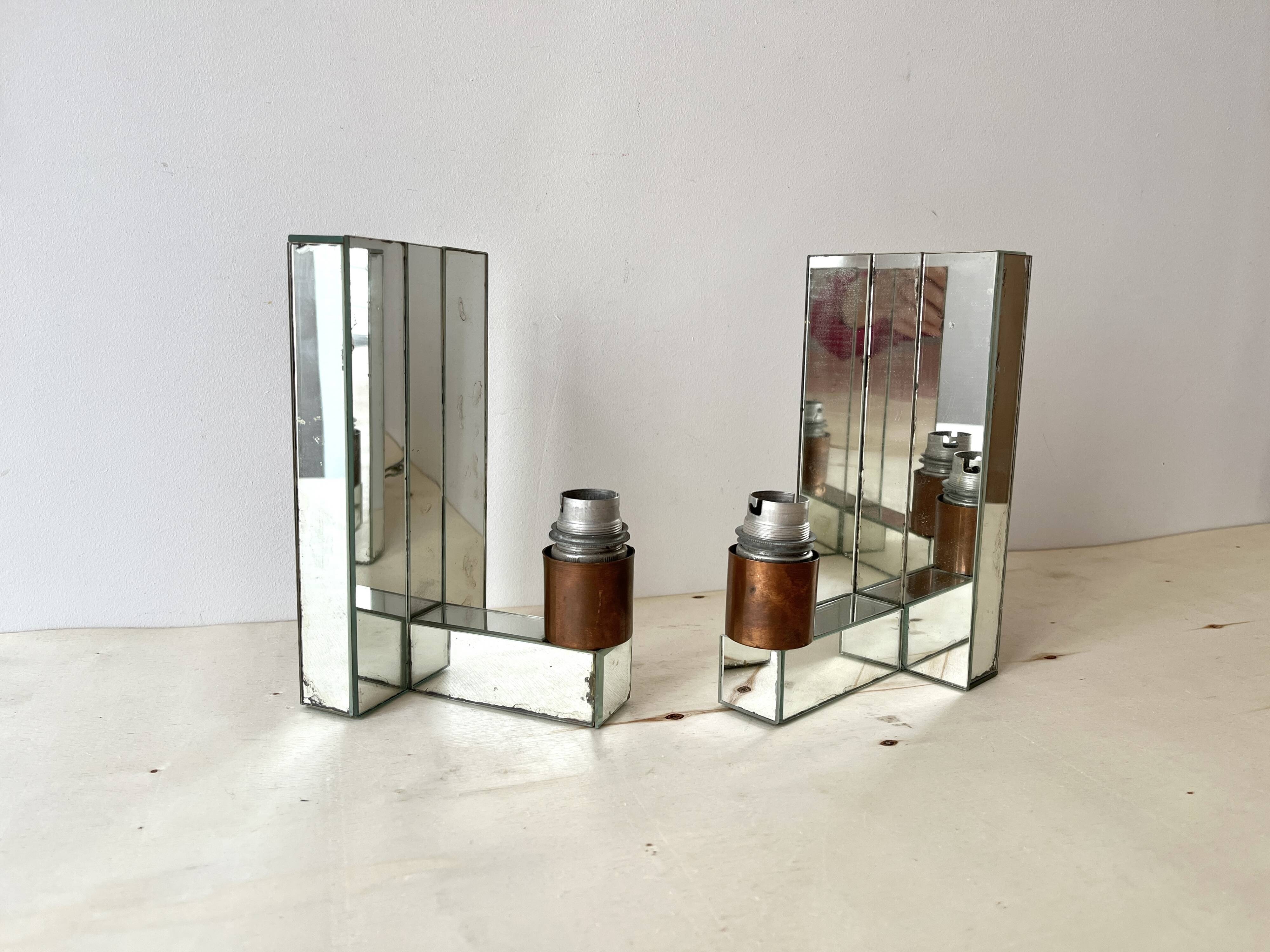 Pair of 1930s Art Deco mirror glass wall lights, vintage lighting