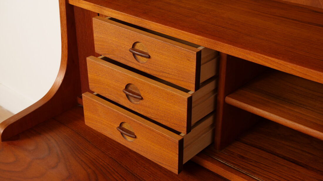 Vintage bookcase | Secretary | Teak | Johannes Sorth