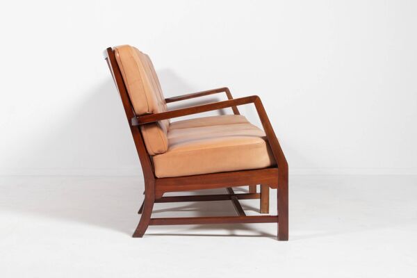 Canapé 3 places moderne danois du milieu du siècle avec coussins en cuir cognac