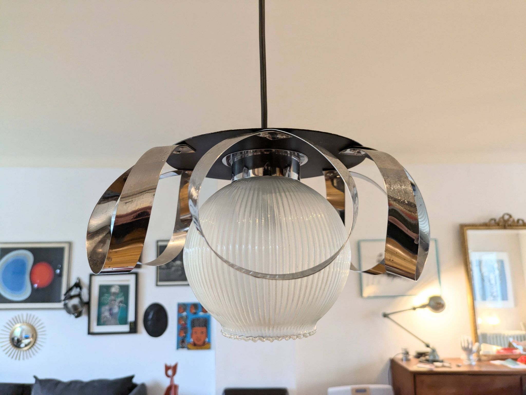 Suspension space age en inox et verre, années 70
