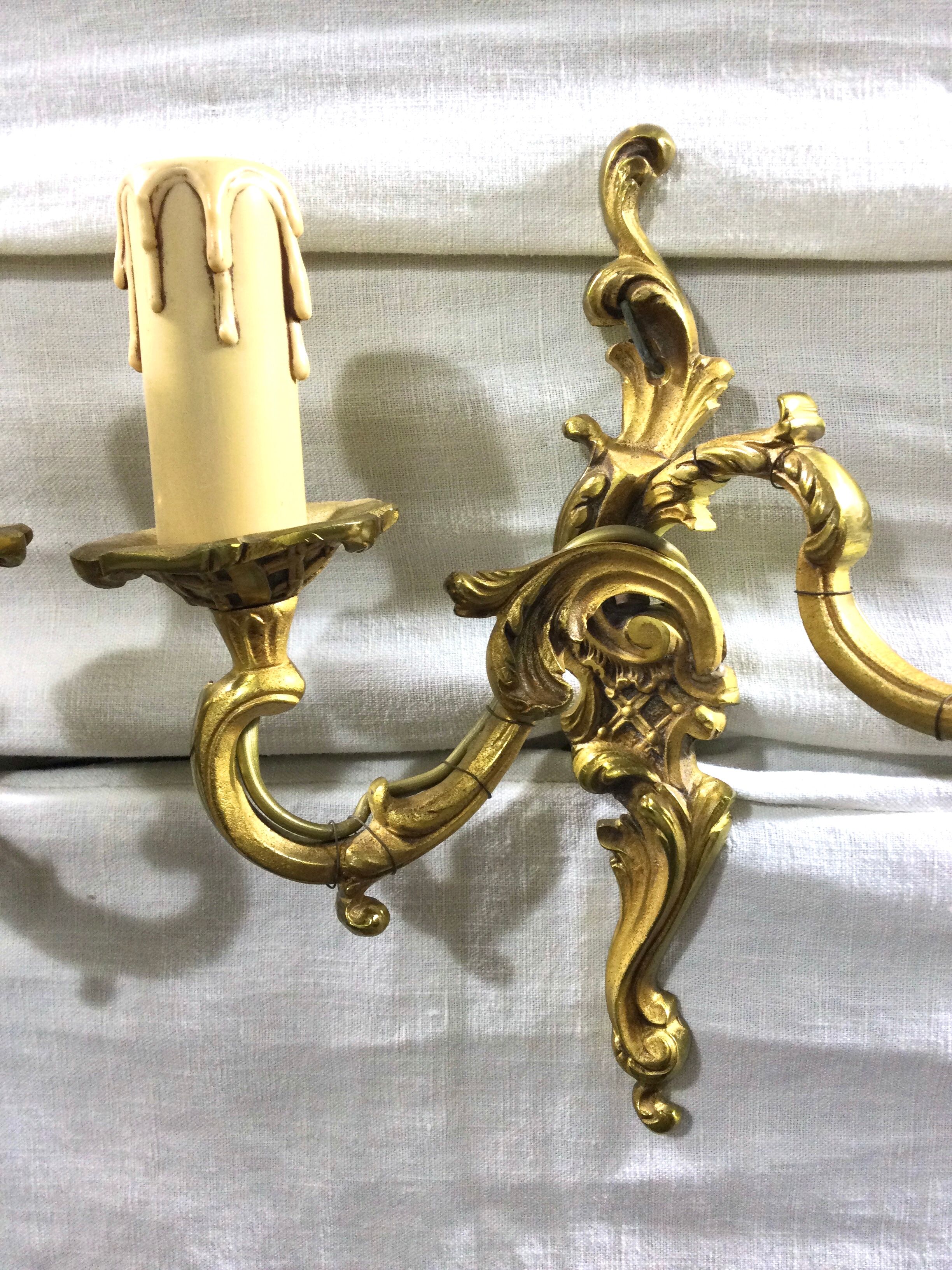 Pair Of Applique 2 Lights Bronze St Louis XV