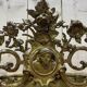 Miroir époque Napoléon III à fronton à la feuille d'or