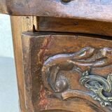 Commode arbalète