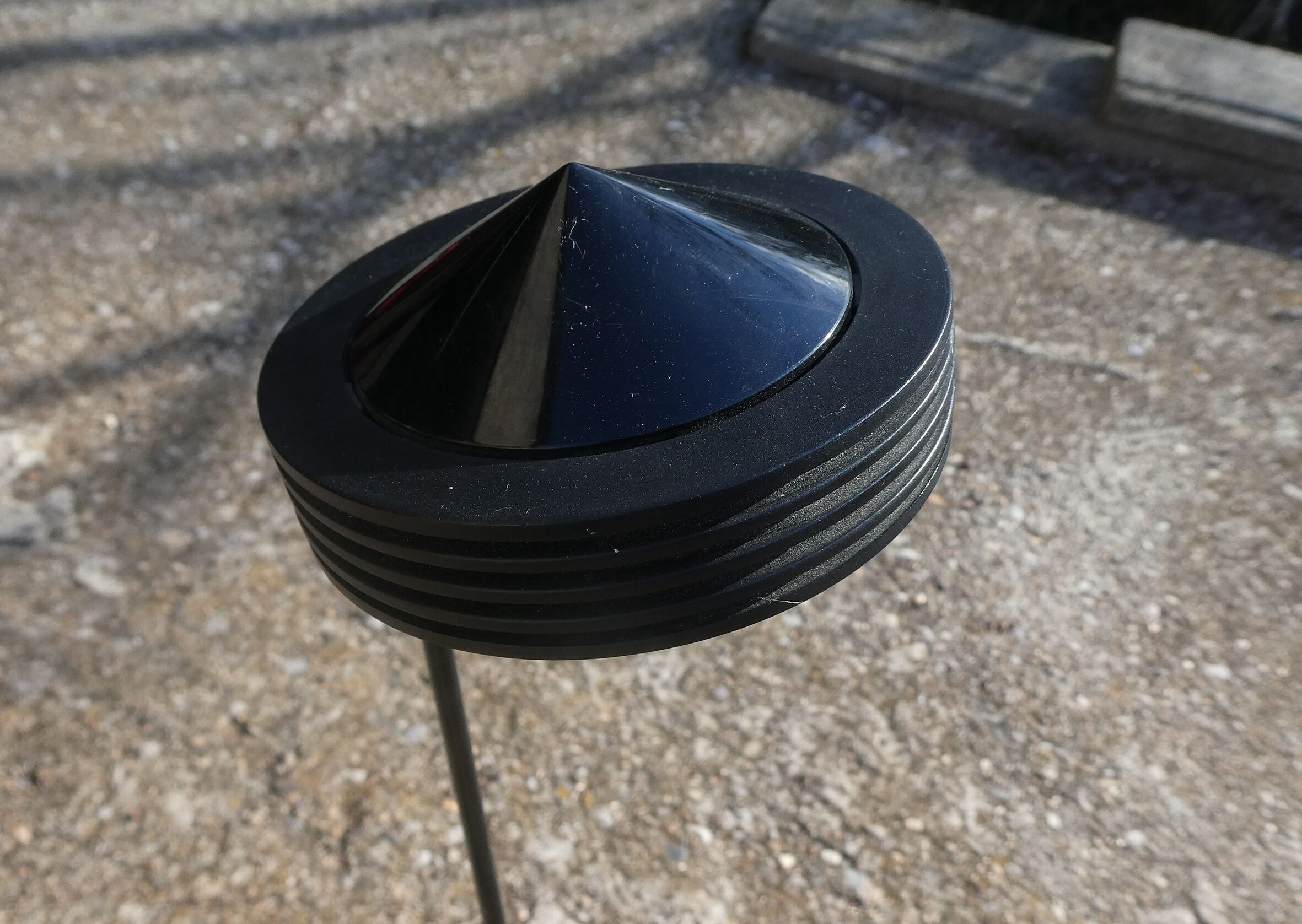 lugano desk lamp from e lite by targetti black