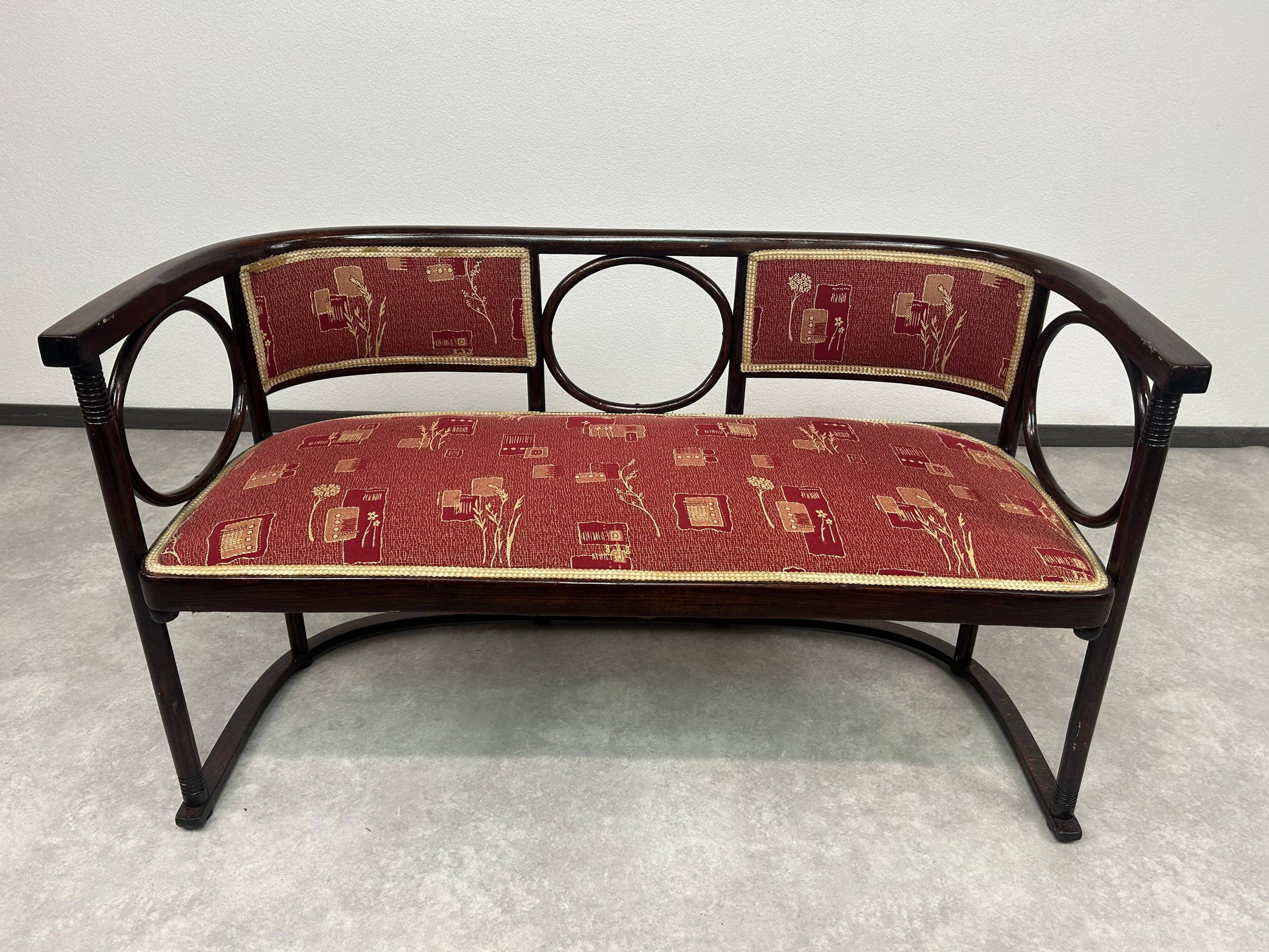 Fledermaus Bench no. 728 by architect Josef Hoffmann