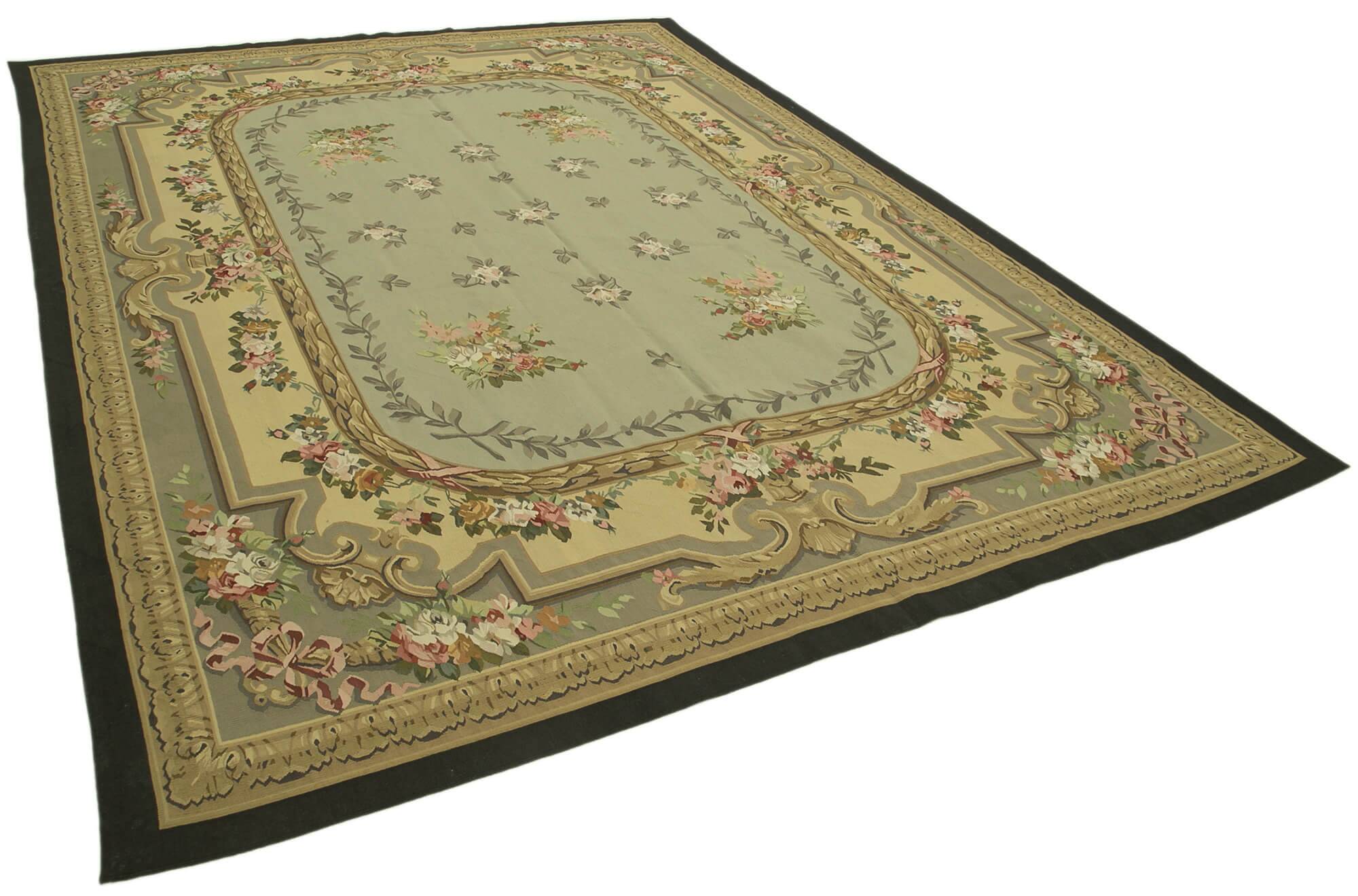 Handmade European Vintage Aubusson Kilim 268 cm x 363 cm