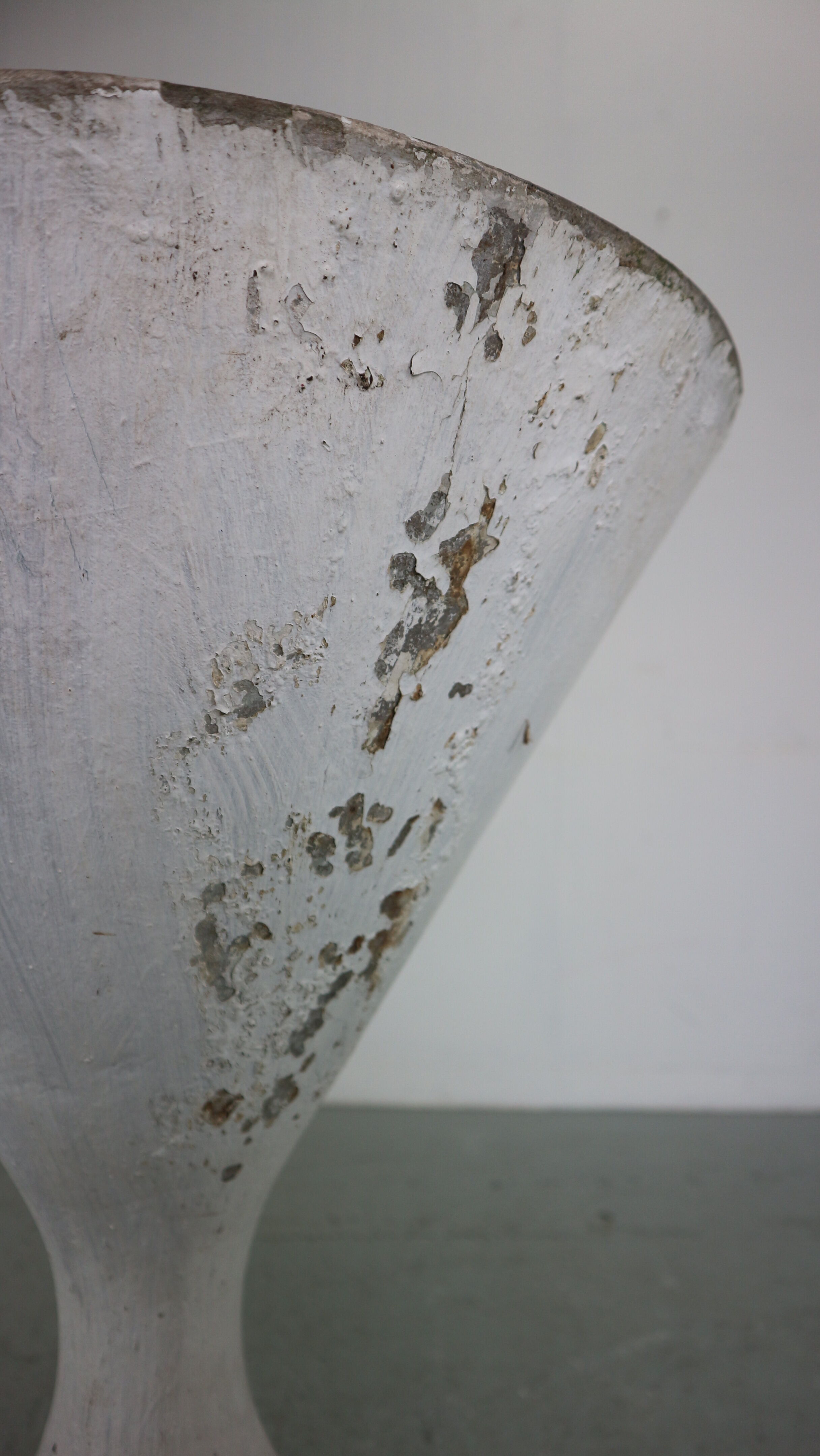 Diabolo' planter, Switzerland, design by Anton Bee assisted by Guhl 1954