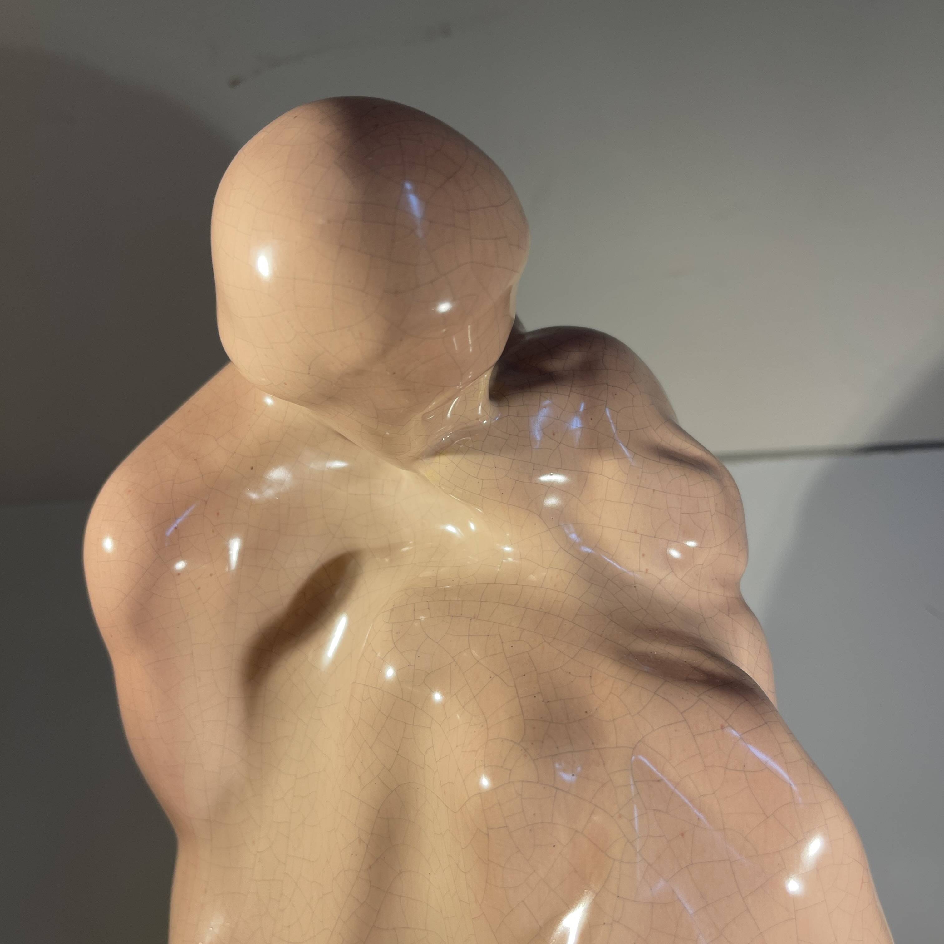 'The Kiss' sculpture by CRIS AGTERBERG, crackled ceramic, Art Deco, ca 1940